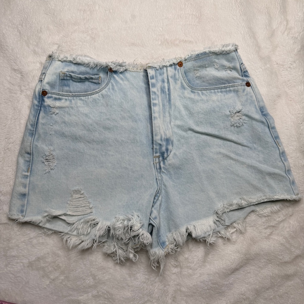BLANKNYC Raw Hem High Rise Denim Shorts Light Wash W27 Distressed